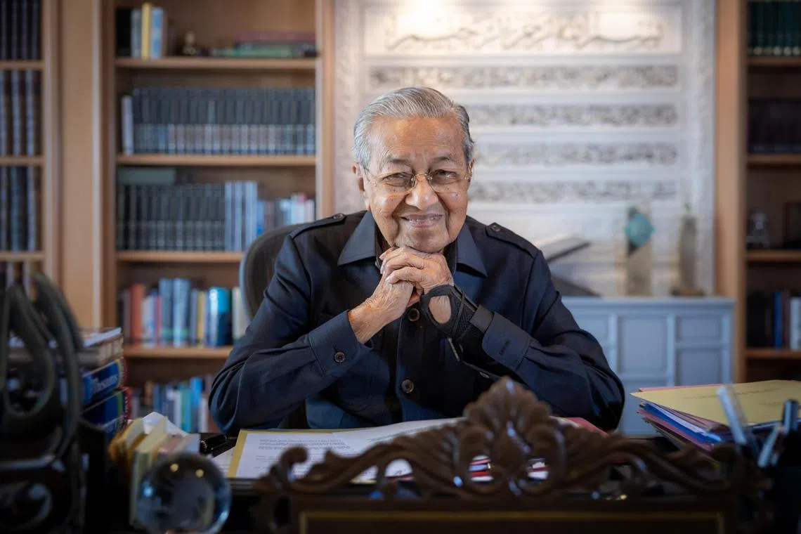 100 வயதை எண்ணும்போது பயமாக உள்ளது: டாக்டர் மகாதீர்