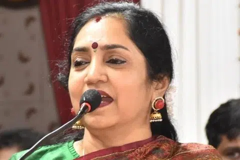 தமிழச்சி தங்கபாண்டியன்.