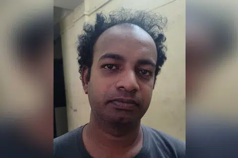 தாடி, மீசையை மழித்துவிட்டு, விமல் என்ற பெயரில் தலைமறைவாக இருந்த கே.ஜே. ஜோதீஷ்.