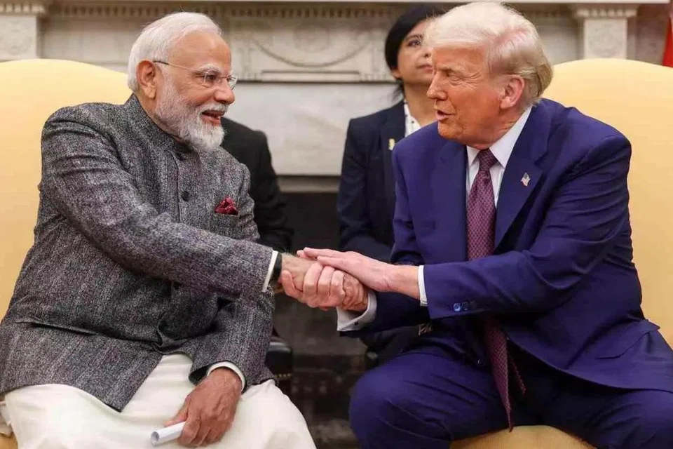 அதிபர் டிரம்ப் தொலைபேசிமூலம் தொடர்புகொண்டு பேசியதைத் திரு மோடி உறுதிசெய்தார்.