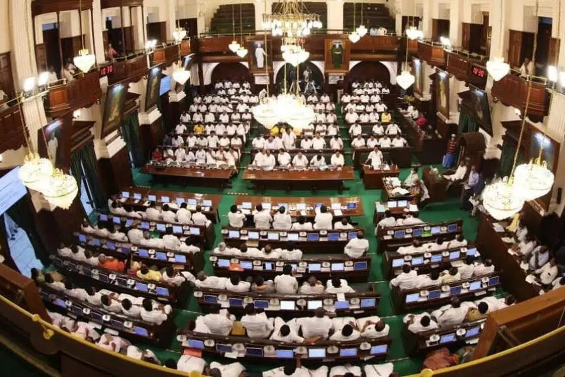 தமிழகத்தில் 59% எம்எல்ஏக்கள் மீது குற்றவியல் வழக்குகள்: ஆய்வில் அதிர்ச்சித் தகவல்
