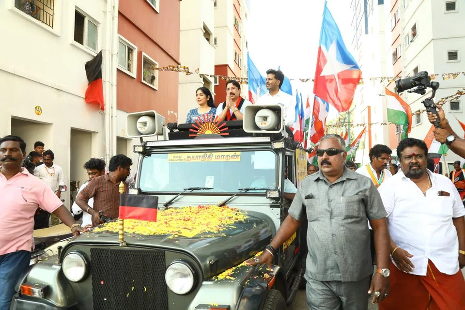 செவ்வாய்க் கிழமை மத்திய சென்னை இண்டியா-திமுக கூட்டணி வேட்பாளர் தயாநிதி மாறன்  இறுதிக் கட்ட வாக்குச் சேகரிப்பில் ஈடுபட்டார்.