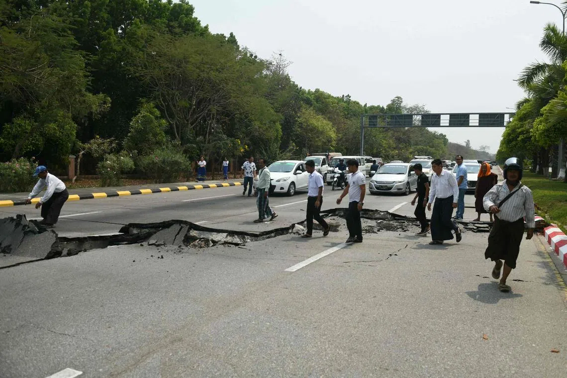 மியன்மாரில் மோசமான நிலநடுக்கம்; தாய்லாந்து, வியட்னாமில் பீதி