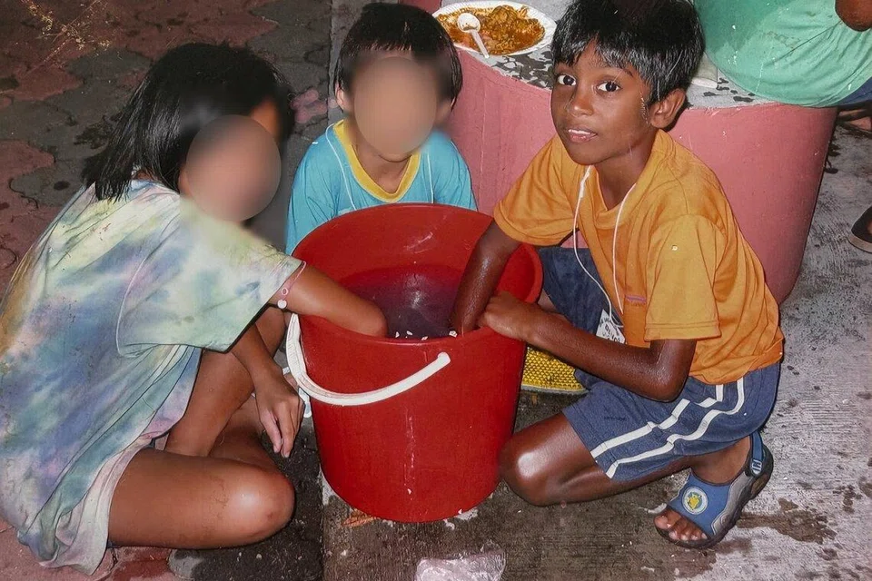 சிறுவர்களுக்கான தங்குமிடமான ‘தி ஹேவன்’ (The Haven) இல்லத்தில் திரு டினோ.