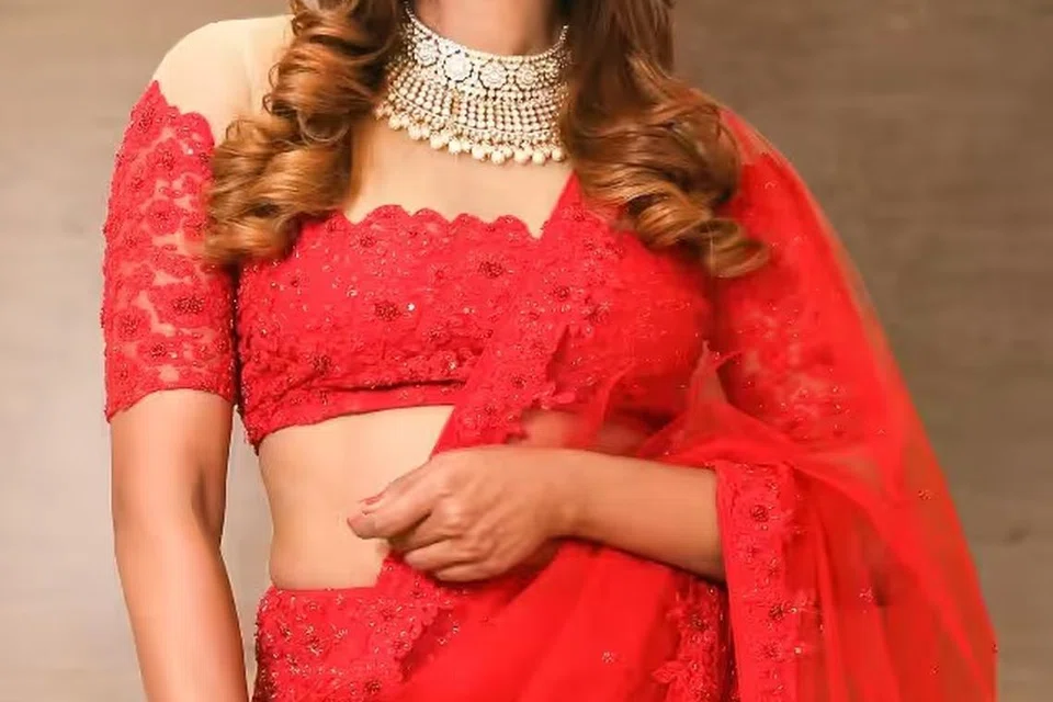 சாய் தன்ஷிகா.