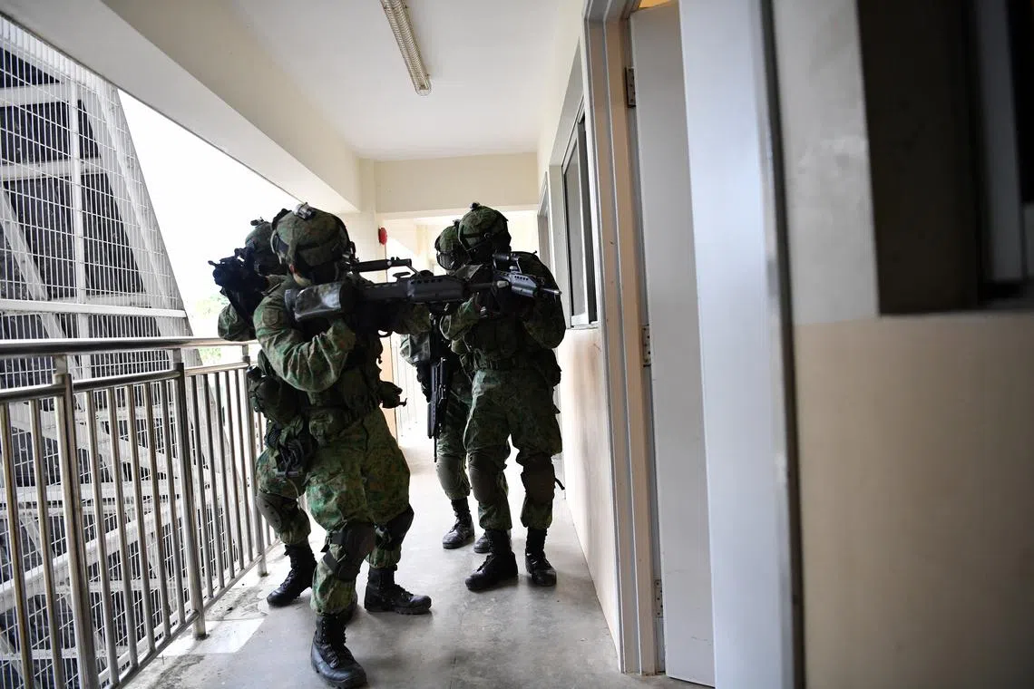 பாதுகாப்பு சார்ந்த செலவினங்கள் வரும் ஆண்டுகளில் அதிகரிக்கக்கூடும்: பிரதமர்