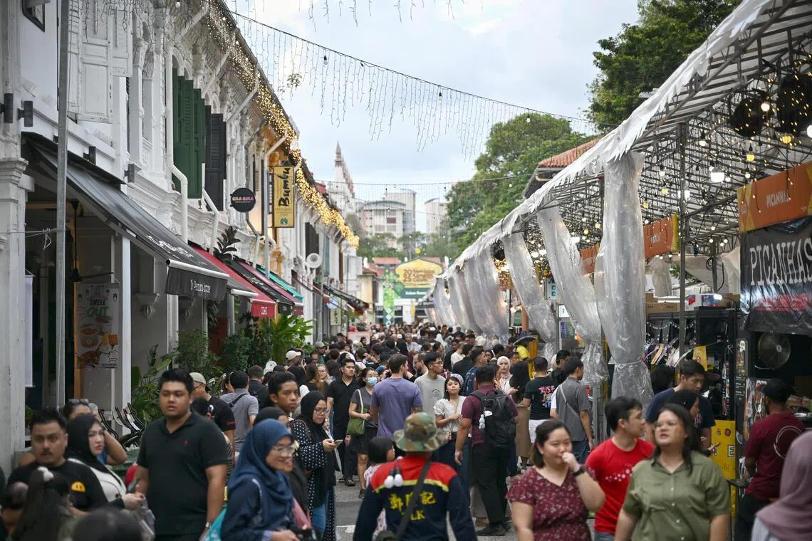 கம்போங் கிளாம் நோன்புப் பெருநாள் சந்தைக் கடைகளின் வாடகை $1,000 குறைப்பு