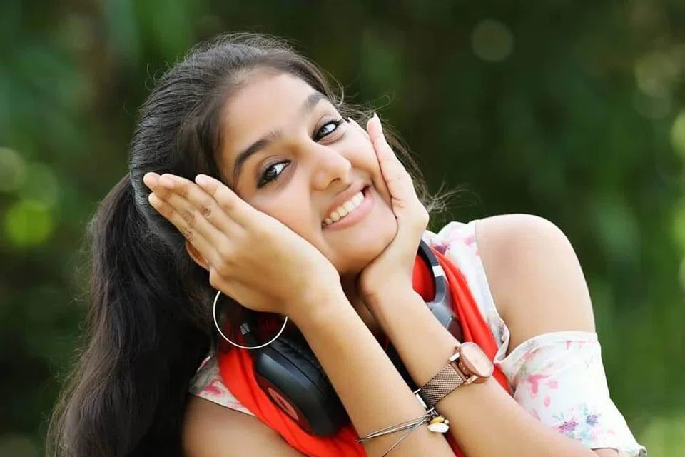 அனஸ்வரா ராஜன்.