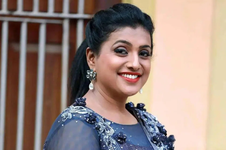 ரோஜா.
