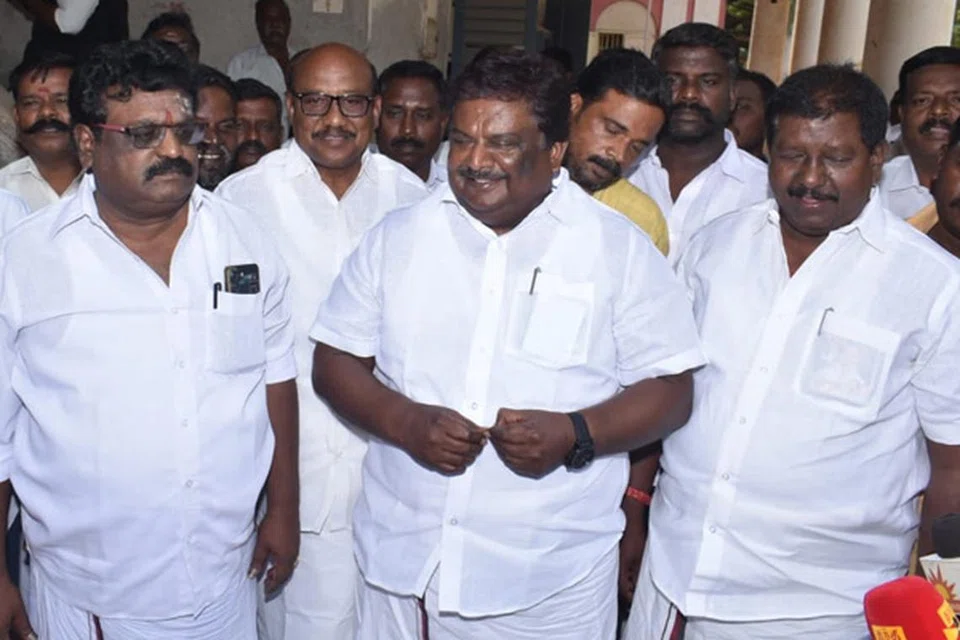 போக்குவரத்து துறை எக்காரணத்தைக் கொண்டும் தனியார்மயமாக்கப்படாது தமிழகப் போக்குவரத்து துறை அமைச்சர் எஸ்.எஸ்.சிவசங்கர் கூறியுள்ளார்