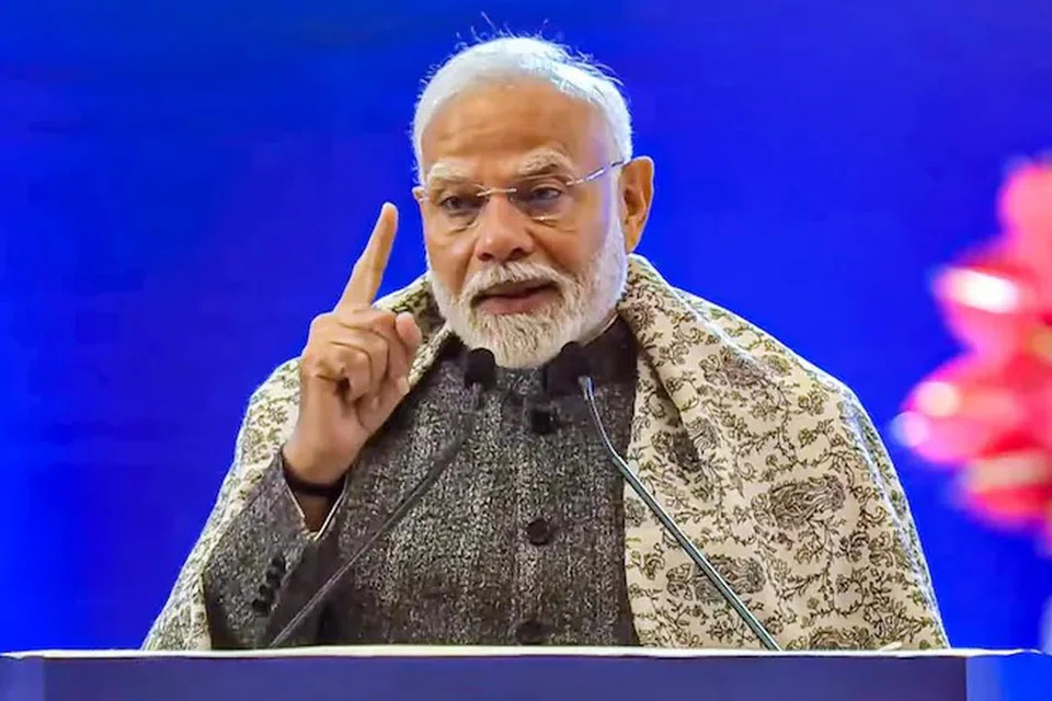 புதிய ஆண்டின் முதல் அமைச்சரவைக் கூட்டத்தில் விவசாயிகளுக்காக முக்கிய முடிவுகள் எடுக்கப்பட்டதில் மகிழ்ச்சி அடைவதாகப் பிரதமர் மோடி தெரிவித்துள்ளார்.