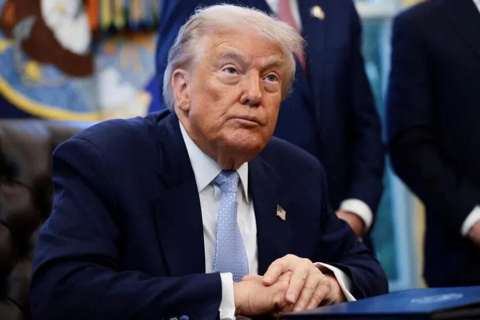 ஜனநாயகக் கட்சியினர் சிலர் மீது டிரம்ப் ‘நாட்டு நிந்தனைக் குற்றச்சாட்டு’