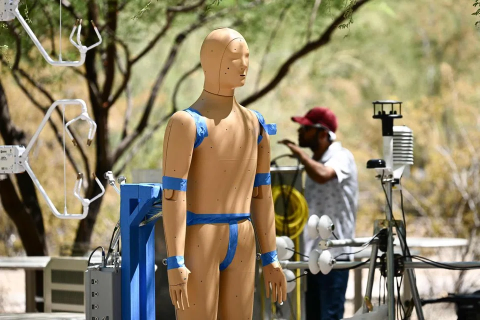 அரிசோனா பல்கலைக்கழகம் உருவாக்கியுள்ள இயந்திர மனிதன் ‘எண்டி’.
