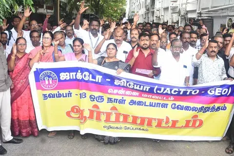 கடந்த நவம்பர் 18ஆம் தேதி அரசு ஊழியர்கள் ஒரு நாள் போராட்டத்தில் ஈடுபட்டனர். இதையடுத்து, அவர்களின் ஒரு நாள் ஊதியம் பிடித்தம் செய்யப்பட்டது.