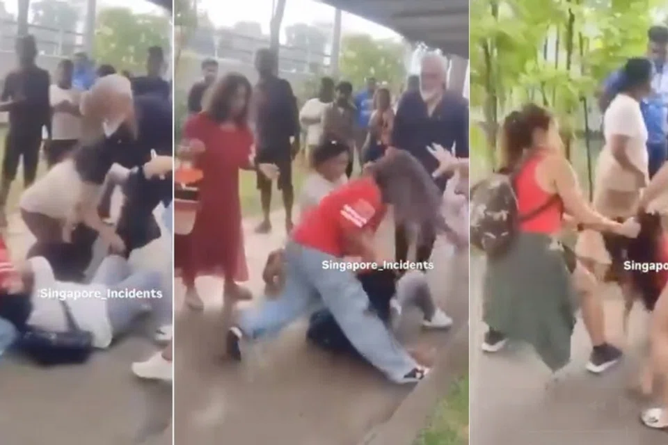 நான்கு பெண்கள் சம்பந்தப்பட்ட 