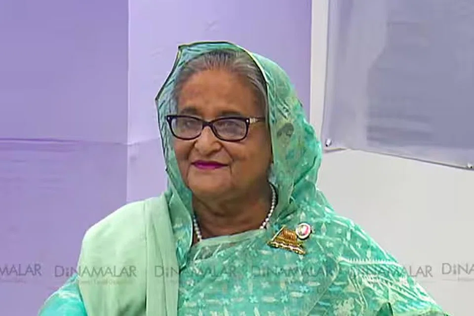 முன்னாள் பங்ளாதேஷ் பிரதமர் ஷேக் ஹசீனா.