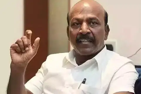 மா.சுப்பிரமணியன்.