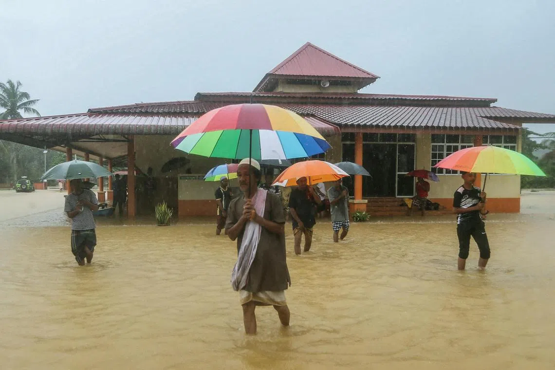 கோலாலம்பூரில்  திடீர் வெள்ள அபாயம்