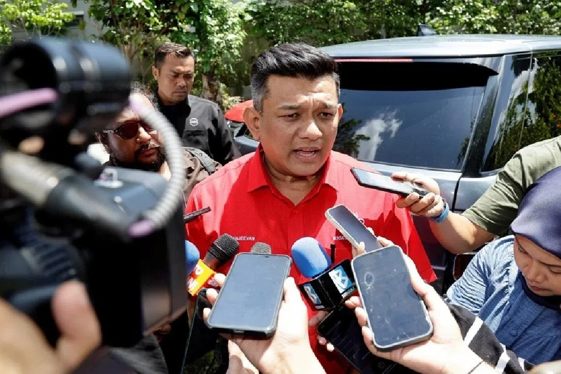 கட்சியில் பிளவு இல்லை: பெர்சத்து தலைமை