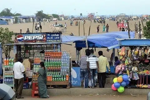 மெரினா கடற்கரையில் அமைந்துள்ள கடைகள்.