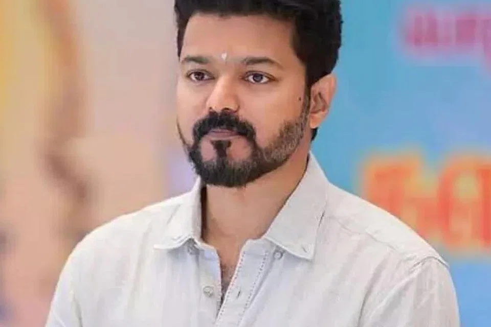 தவெக தலைவர் விஜய்.