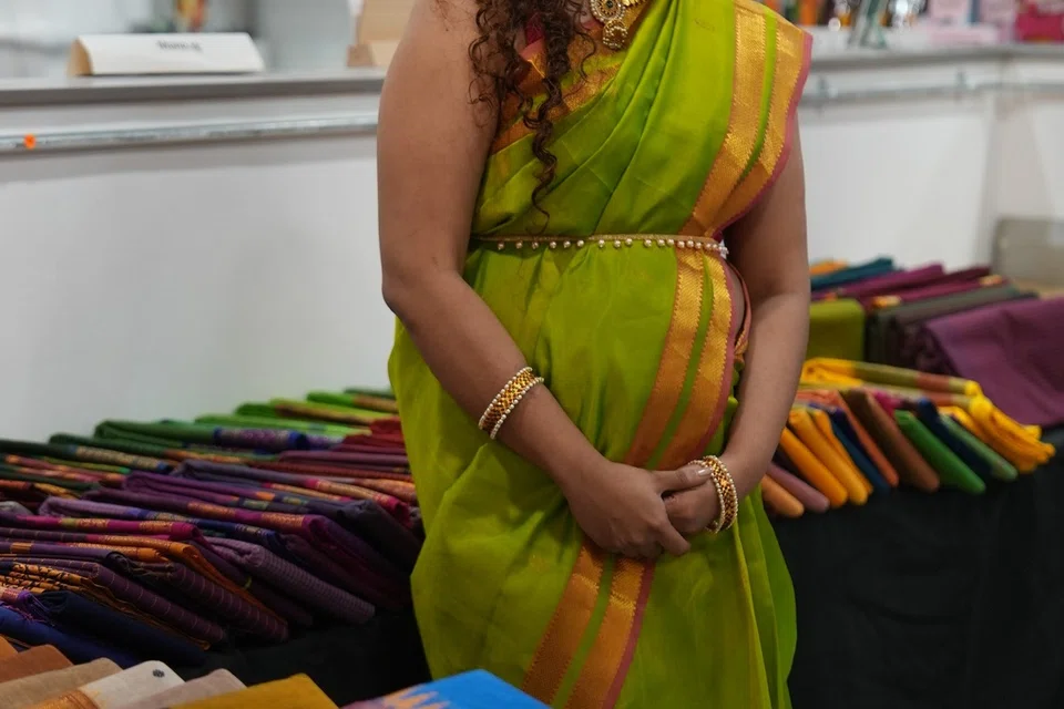  ‘பட்டுக்கடை’யைச் சேர்ந்த ஷாமினி ராஜ்.