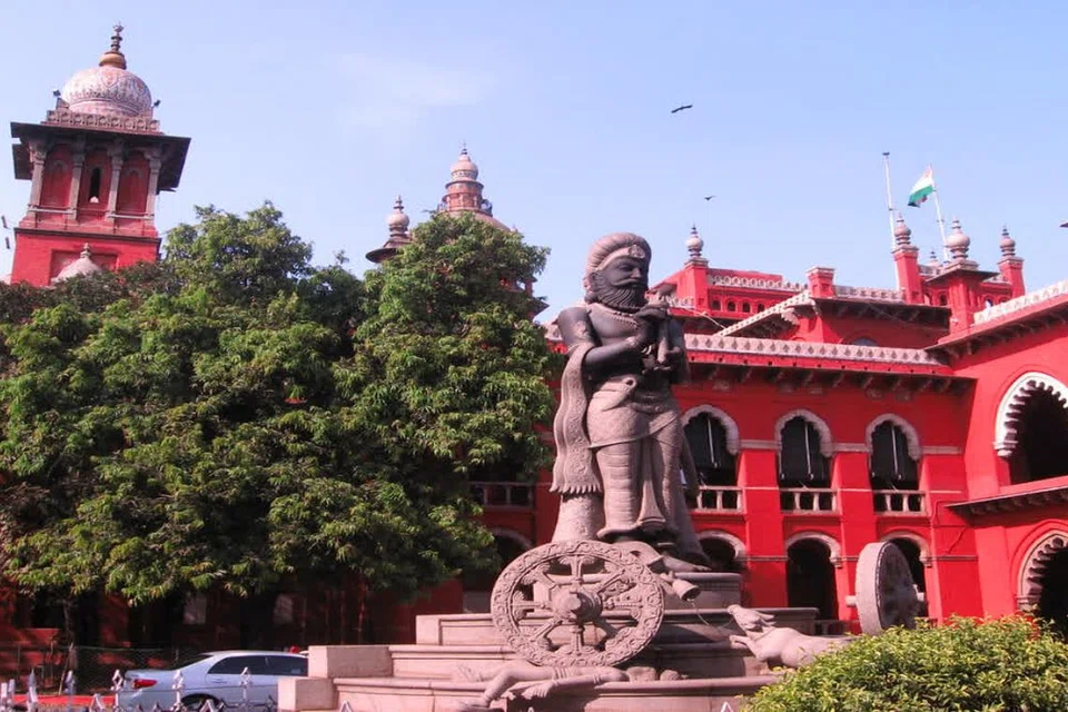சென்னை உயர் நீதிமன்றம்.
