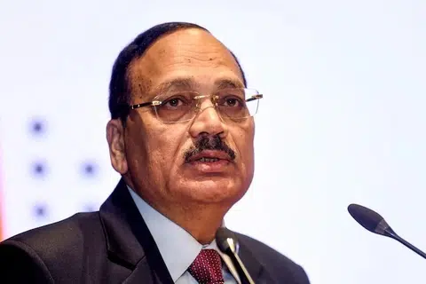 தலைமை நீதிபதி சூர்ய காந்த்.