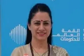 ஓவியங்கள் மூலம் கல்வி விழிப்புணர்வு: காஷ்மீர் ஆசிரியைக்கு அனைத்துலக விருது