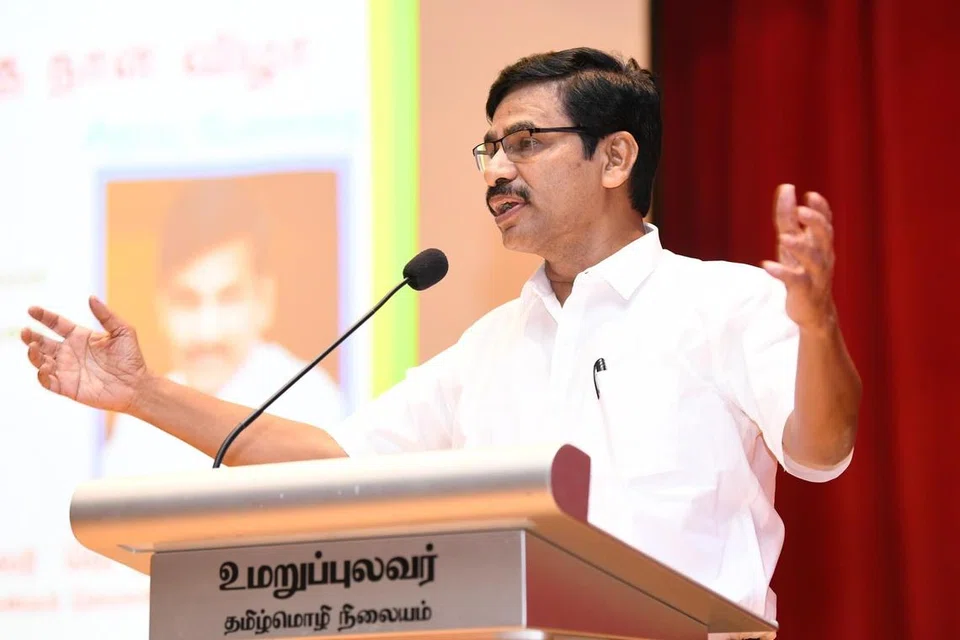 நிகழ்ச்சியில் சிறப்புரையாற்றிய முனைவர் வெ.இறையன்பு.