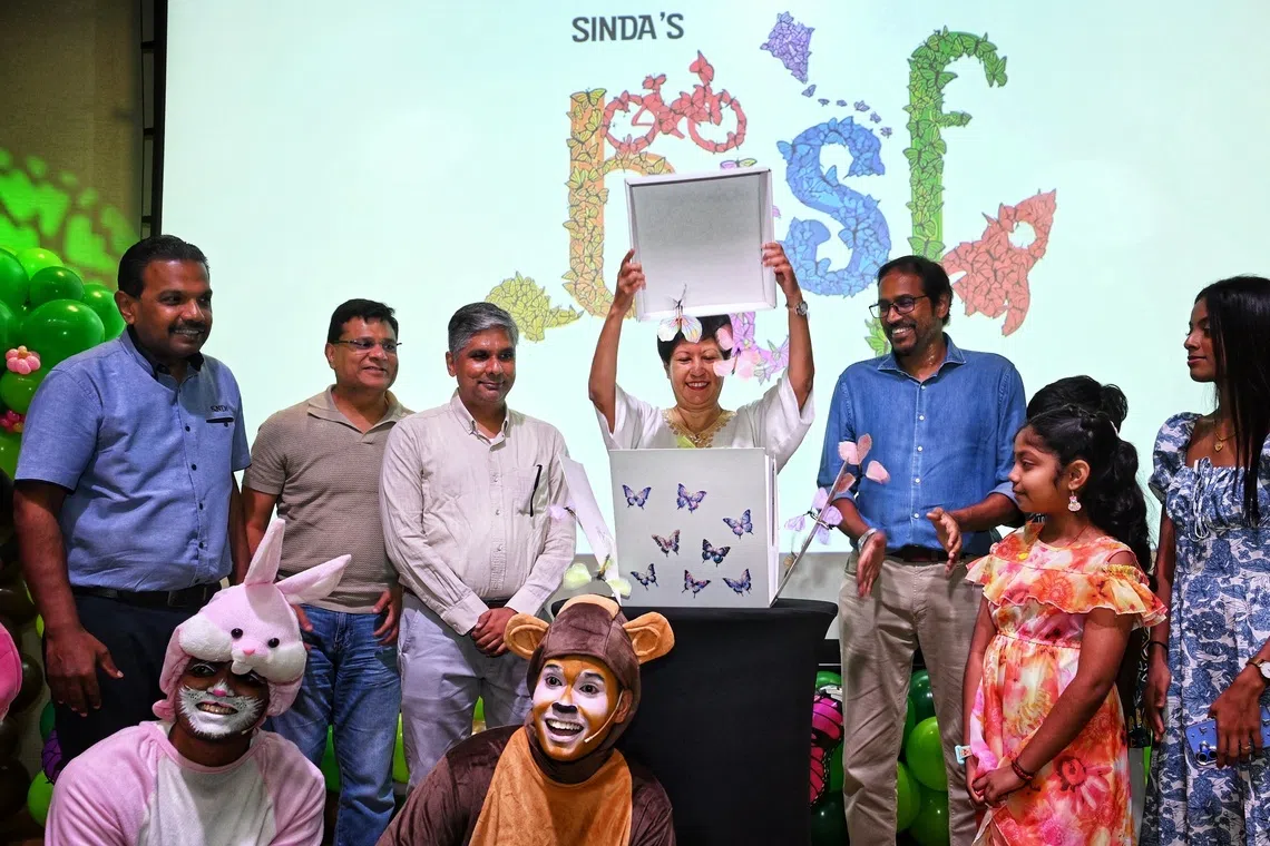 8,500 மாணவர்களுக்கு $1.7 மில்லியன் உதவி