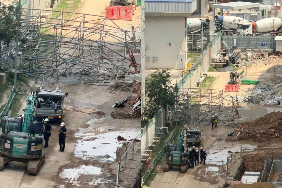 சம்பவ இடத்திற்கு விரைந்த குடிமைத் தற்காப்புப் படையினரும் கட்டுமான தள ஊழியர்களும் ஹைட்ராலிக் கருவிகளைப் பயன்படுத்தி லாரியில் சிக்கியிருந்தவரை மீட்டனர். 