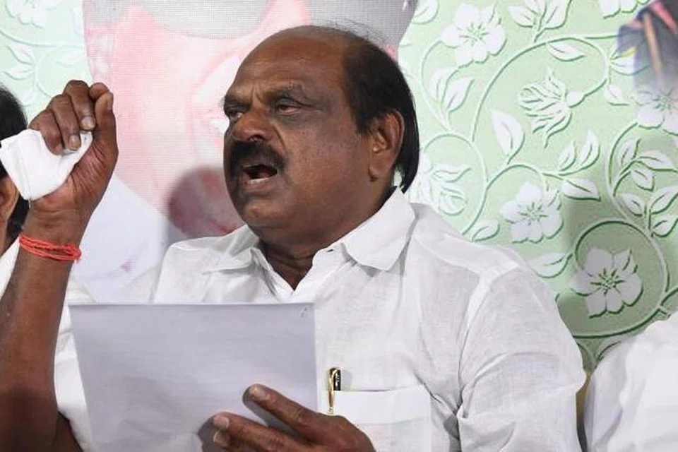 ஓபிஎஸ் ஆதரவாளரும், ஒரத்தநாடு எம்எல்ஏவுமான ஆர்.வைத்திலிங்கம்.