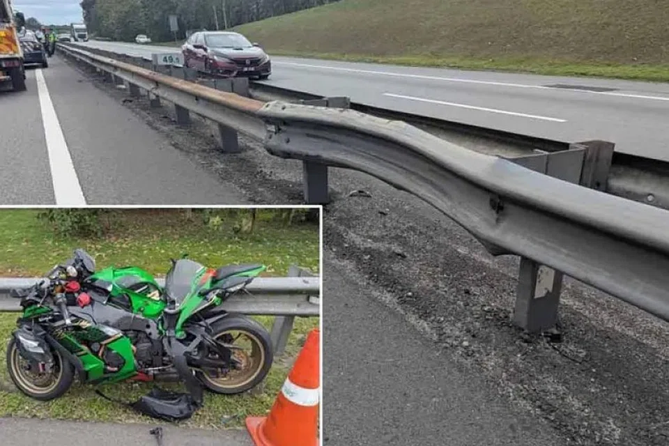 மோட்டார்சைக்கிளில் காதலனுடன் பின் இருக்கையில் அமர்ந்து சென்றுகொண்டிருந்த மாது உயிரிழந்தார். 
