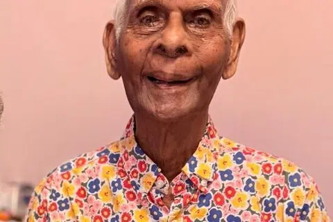 திரு துரைசிங்கம் சாமுவேல்.