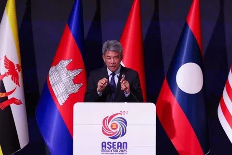 மலேசியாவின் வெளியுறவு அமைச்சர் முகம்மது ஹசன்.