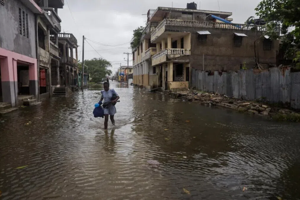 பஹாமாஸ் நோக்கி நகரும் மெலிசா சூறாவளி