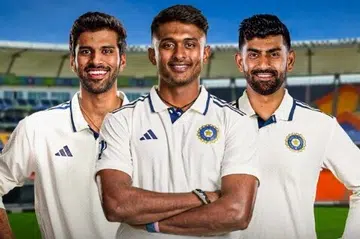 வெஸ்ட் இண்டீஸ் அணியுடன் மோதவிருக்கும் இந்திய டெஸ்ட் கிரிக்கெட் அணியில் இடம்பெற்றுள்ள தமிழக வீரர்கள் (இடமிருந்து) வாஷிங்டன் சுந்தர், சாய் சுதர்சன், நாராயண் ஜெகதீசன்.