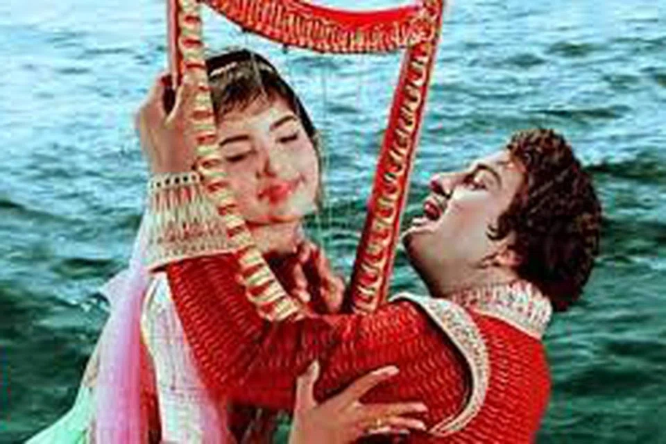 ‘ஆயிரத்தில் ஒருவன்’ படத்தில் ஒரு காட்சி.