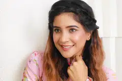 சாக்‌ஷி அகர்வால்.