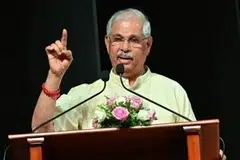 ஆளுநர் அர்லேகர்.