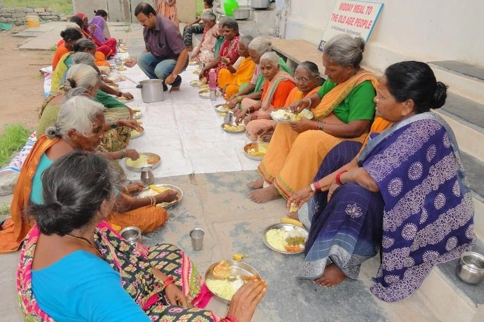 கைவிடப்பட்ட பெற்றோர்கள்.