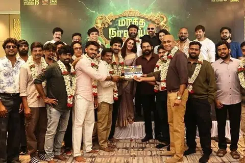 படப்பூசையில் நடிகர் கார்த்தி, இயக்குநர் வெங்கட் பிரபு, ஆர்யா, வைபவ் உள்ளிட்டோர் சிறப்பு விருந்தினர்களாகக் கலந்துகொண்டு படக்குழுவினருக்கு வாழ்த்து தெரிவித்தனர். 