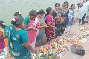 போராட்டத்துக்குச் சென்ற தமிழக விவசாயிகள் பாதி வழியில் கைது