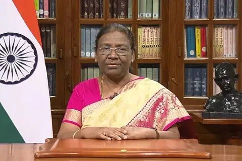அதிபர் முர்மு.