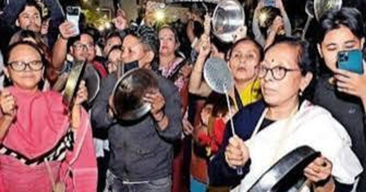 மணிப்பூரில் தொடரும் இனப்பூசலைக் கண்டித்துப் பேரொலி எழுப்பி மக்கள் போராட்டம்