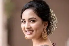 சிருஷ்டி டாங்கே.