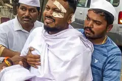 தனது தம்பியின் இறுதிச்சடங்கில் கலந்துகொண்டார் விஸ்வாஸ் குமார்.