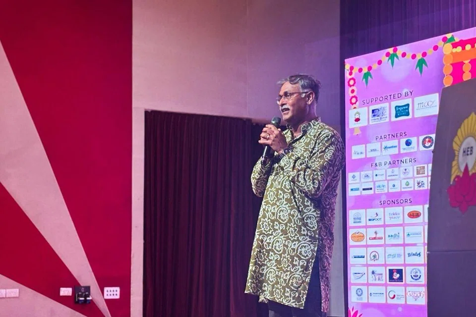 ஞாயிற்றுக்கிழமை (ஏப்ரல் 19) நடைபெற்ற லிட்டில் இந்தியா வர்த்தகர்கள் மரபுடைமைச் சங்கத்தின் இந்தியப் புத்தாண்டுக் கொண்டாட்டங்களில் சிறப்பு விருந்தினராகச் சட்ட, போக்குவரத்து மூத்த துணை அமைச்சர் முரளி பிள்ளை கலந்துகொண்டார். 