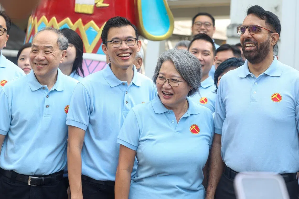 தொகுதி உலா சென்ற பிரித்தம் சிங், சில்வியா லிம்